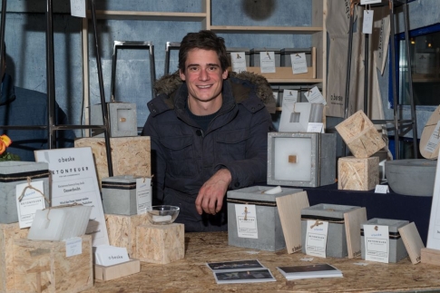 Schwabinger Weihnachtsmarkt  Foto Thomas Giessner-7002