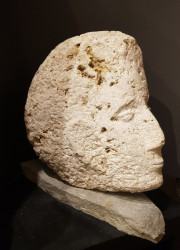 Weinberger_Hildegard_in-sich-ruhend_Foto_Gordon_Jonathan